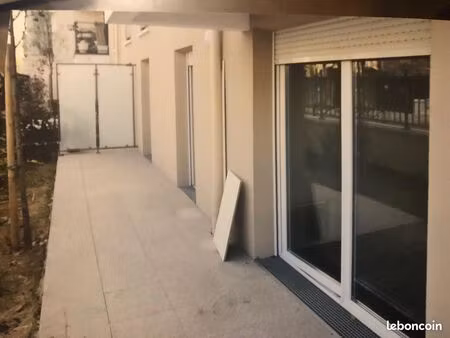 vends t3 50m2+26m2 terrasse à argenteuil tres bon taux de rentabilité pour location & poss