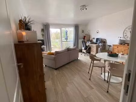 appartement 2 ch. avec terrasse  lumineux et moderne