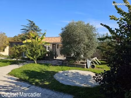 joli ensemble immobilier
