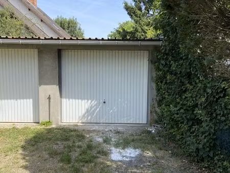 parking/box 12 m² sucy-en-brie