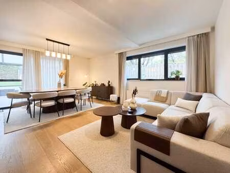 maison contemporaine (± 191 m²) 4 ch + bureau avec jardin