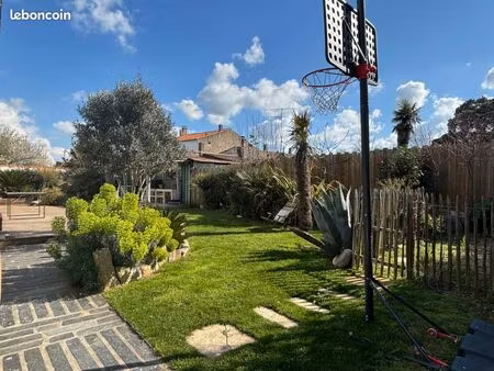 maison 4 pièces 136 m²