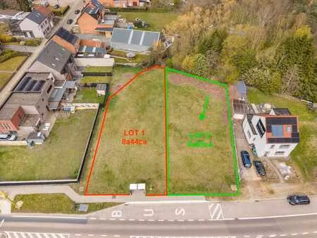 noordwest georiënteerde bouwgrond van 8 are 85 centiare  ...