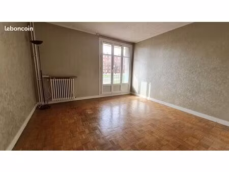 appartement 3 pièces 55 m²