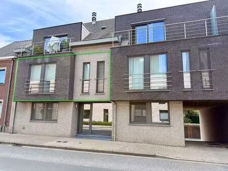 appartement met 2 slaapkamers  terras én garagebox!