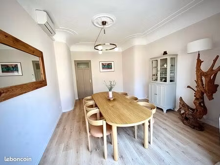 nîmes – appartement de caractère rénové – 134 m² carrez (147 m² habitables) – 3/4 chambres