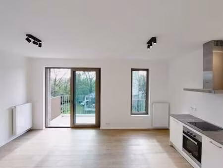 studio neuf avec terrasse (2024)