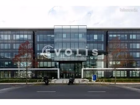 bureaux 5 090 m²