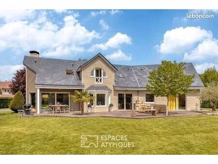 propriété 6 pièces 255 m²