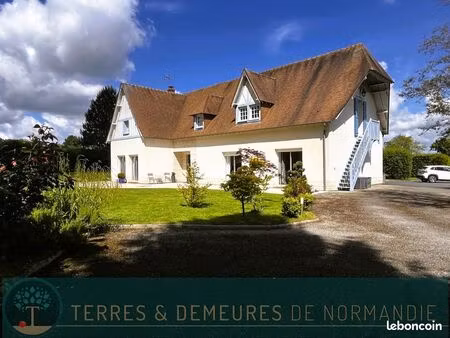 maison 7 pièces 249 m²