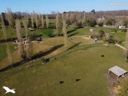 ferme 2 pièces 100 m²