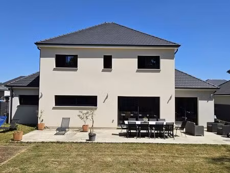 propriété 7 pièces 177 m²