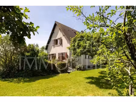 maison 7 pièces 170 m²