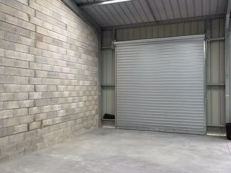 dépôt / local d'activité 60m2
