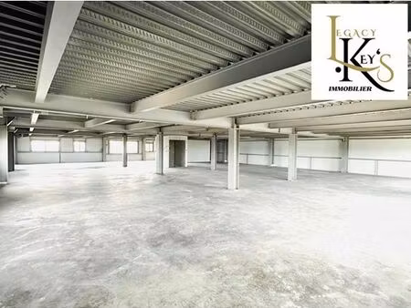 local 1600 m² la rochelle