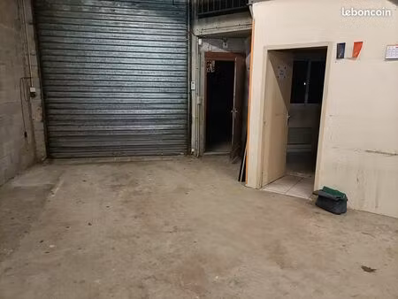 loue local professionnel de 80m² au sud de toulouse  à auzeville