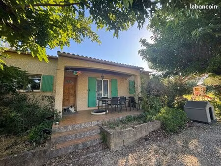 maison avec fort potentiel d'agrandissement sur 9 000 m² de terrain – castillon-du-gard