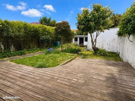 maison 5 pièces 140 m²