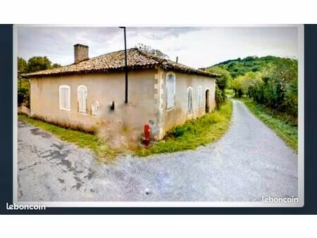 maison a renover 340m2 avec 8000m2 de terrain