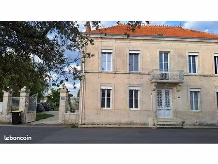 maison rénovée 260m² 6 pieces