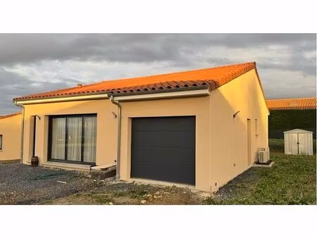 villa 4 pièces 85 m²