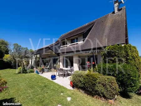 maison 5 pièces 168 m²
