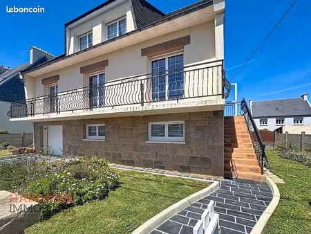 maison 9 pièces 150 m²