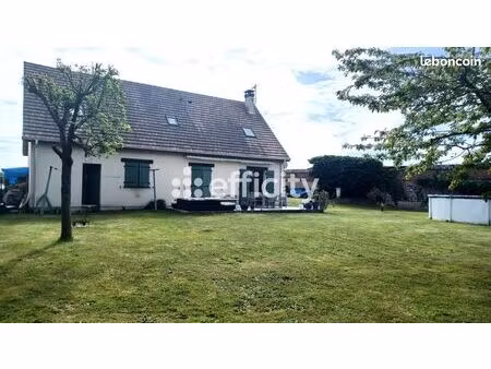 maison 8 pièces 133 m²