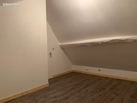 appartement t2 duplex  terrasse  place parking  porsche evreux et ba 105