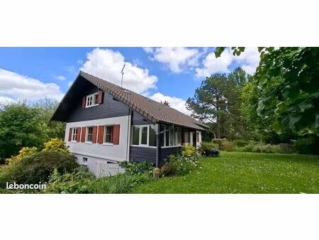 maison 8 pièces 150 m²