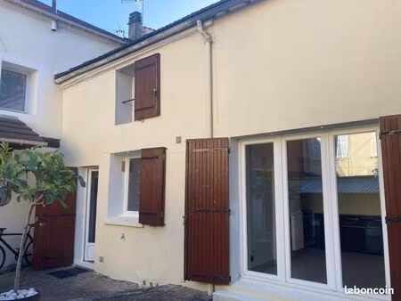 maison de ville - 70m² – 3p