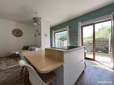 appartement 3 pièces 65 m²