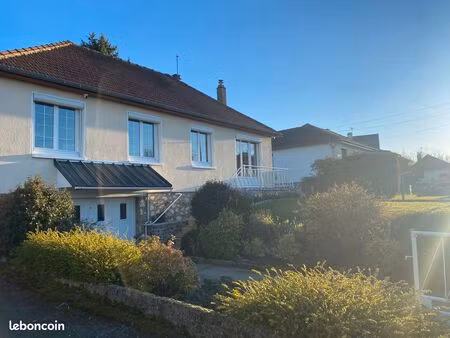 pavillon surélevé sur sous-sol complet
