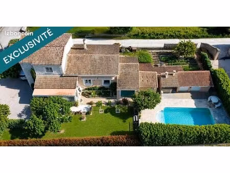 maison 6 pièces 158 m²
