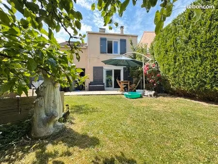 pavillon 5 pièces 97 m²