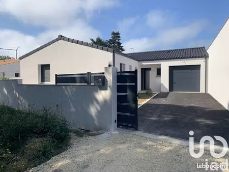 propriété 4 pièces 106 m²