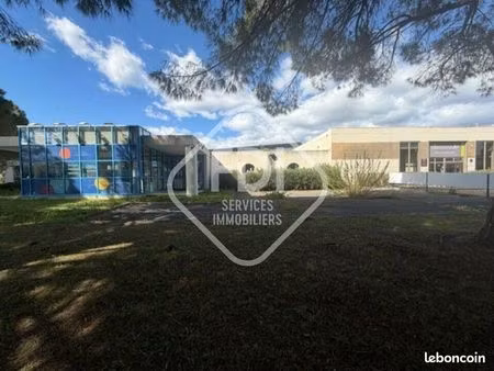 local commercial 318 m² nimes
