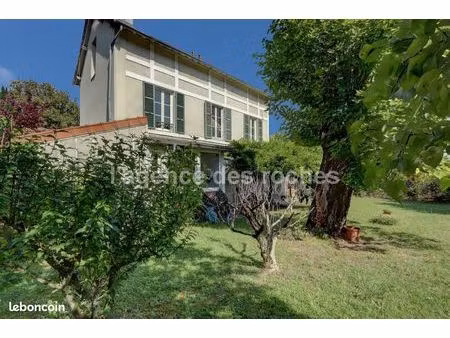 maison 7 pièces 160 m²