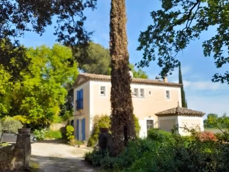 maison proche uzes