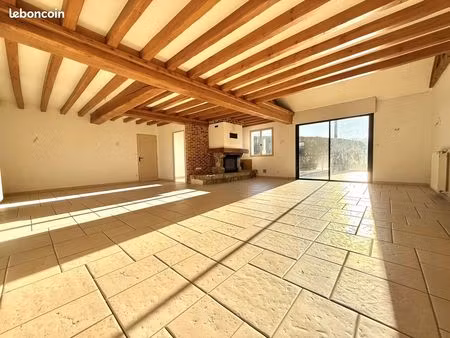 maison 8 pièces 185 m²