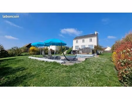 maison moderne 210m2 avec piscine et vue exceptionnelle