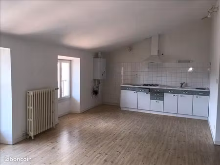 appartement 3 pièces 60 m²