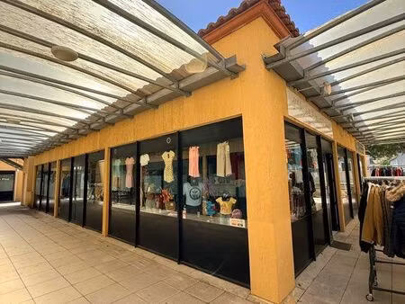 local commercial caveirac