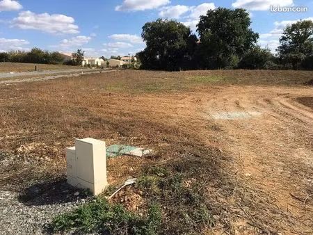 terrain 552 m² ayguesvives