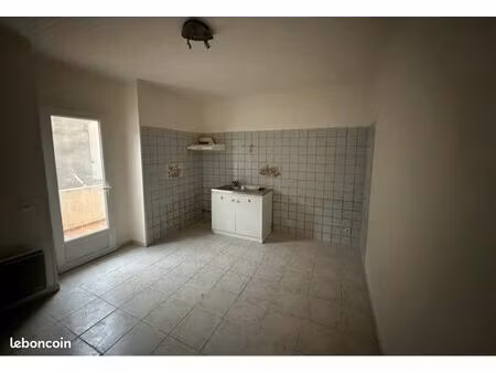 grand appartement 3 pièces de 85 m²  à la grand combe