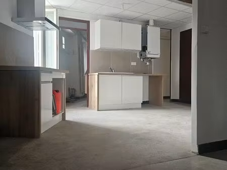 appartement 70m2 r+1 entièrement rénové