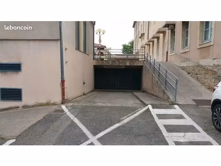 garage centre ville bagnols sur ceze