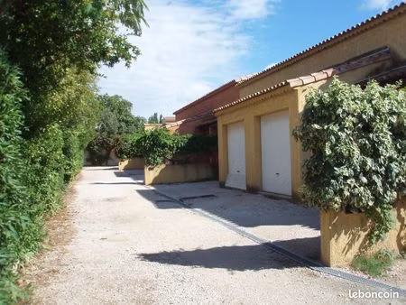maison t3 bis avec jardin à bezouce