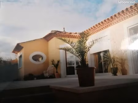 maison de plain pied de 110m2 avec terrasse et jardin