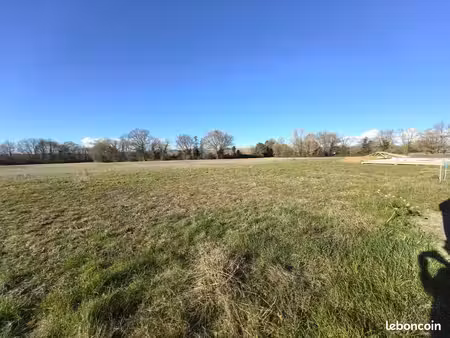 terrain 600 m² sainte livrade